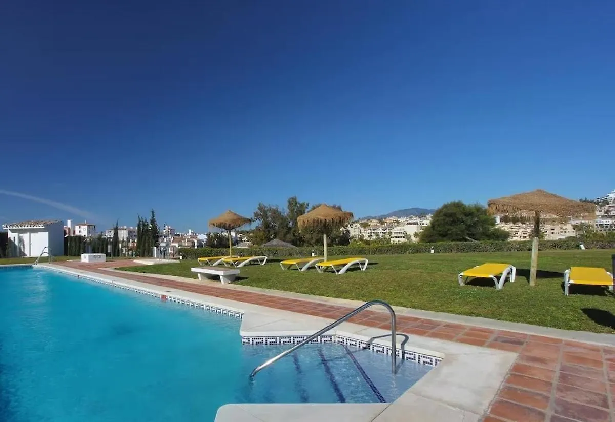 Stunning 4 Bedrooms En-Suite In Marbella Estepona Spagna