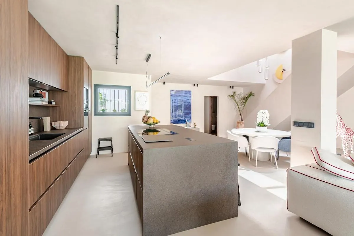 Stunning 4 Bedrooms En-Suite In Marbella Estepona Casa vacanze